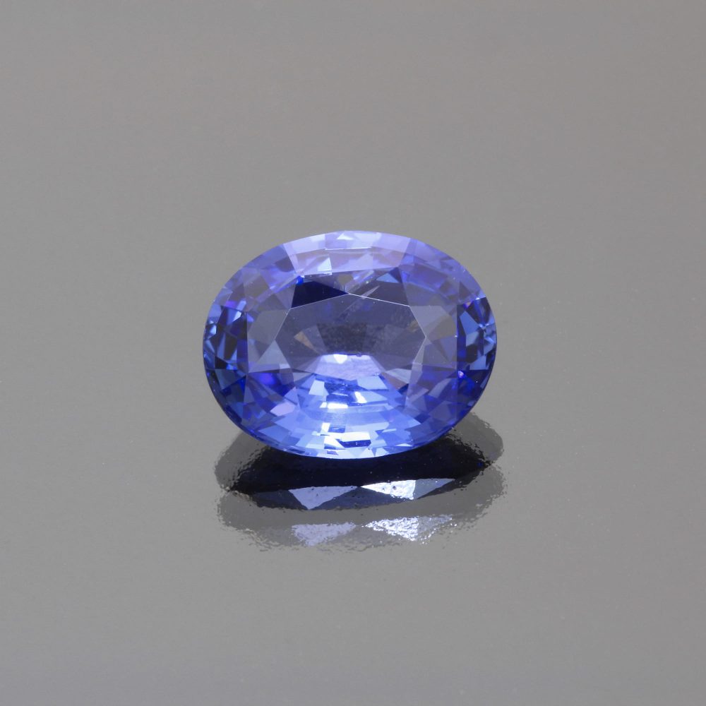 Cornflower blue sapphire oval by Caram_front view