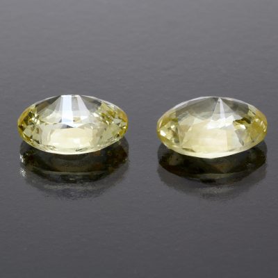 yellow sapphire-yellow sapphire oval-back view of gemstone